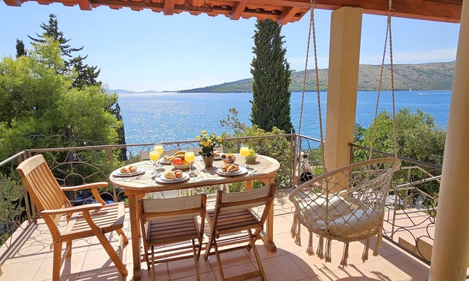 Seget Vranjica Casa | Villa with jacuzzi, summer kitchen, terraces, garden, 20m from beach, parking