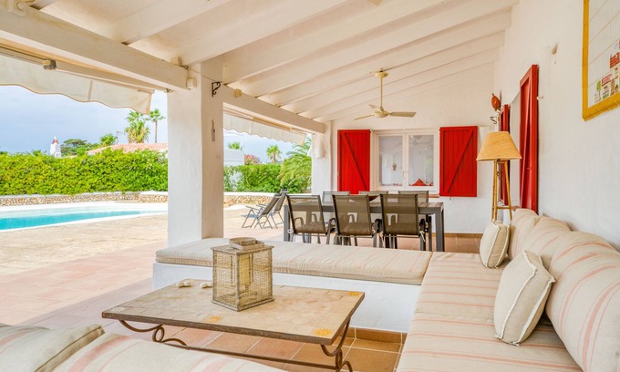 Cap d'en Font Villa | Coqueto chalet con piscina en Cap den Font