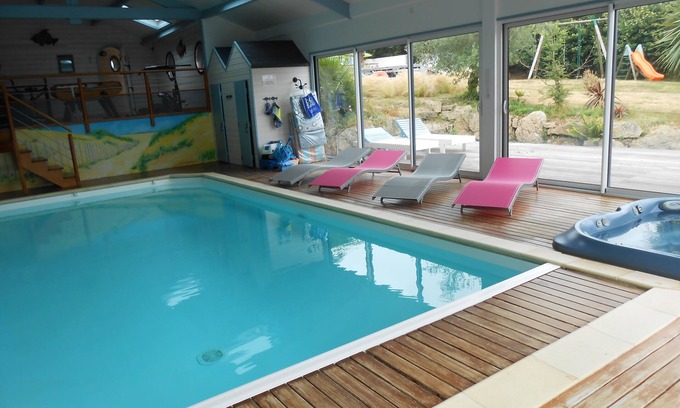 Lannion Villa | Villa con piscina cubierta climatizada a 28 °, Jaccuzzi, Sauna