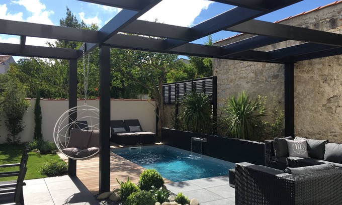 La Rochelle Casa | Villa Jean, a pocos minutos de la playa y del puerto viejo.