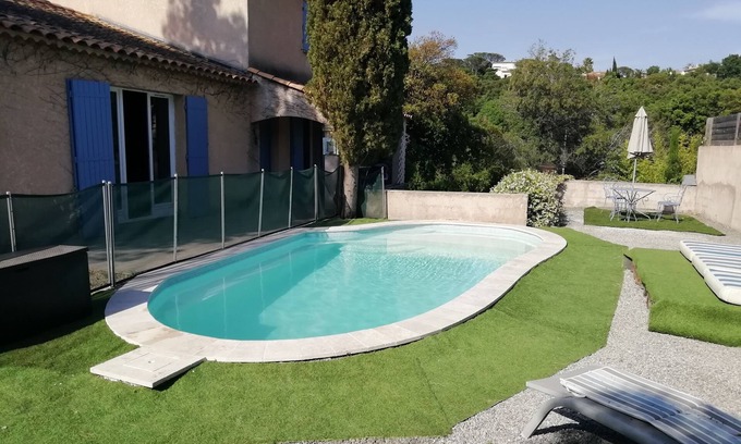 Valescure Villa | villa bordeando la ruta del golf des plages 4 dormitorios 8/10 personas jardín 1250 m2