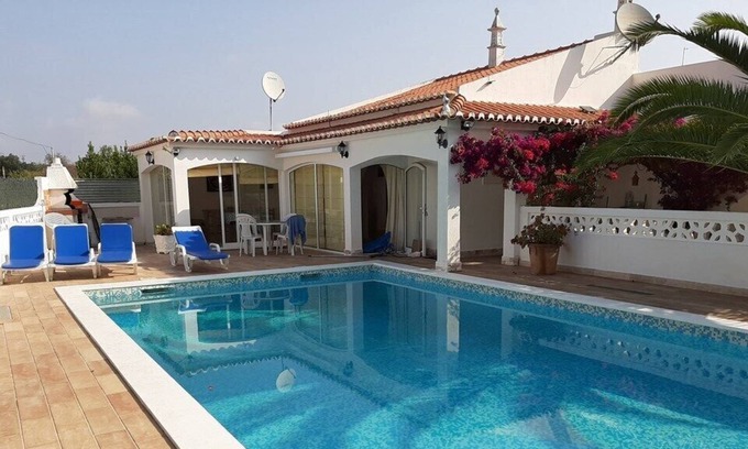 Santo Estevao Casa | Villa con piscina situada en las afueras de Tavira