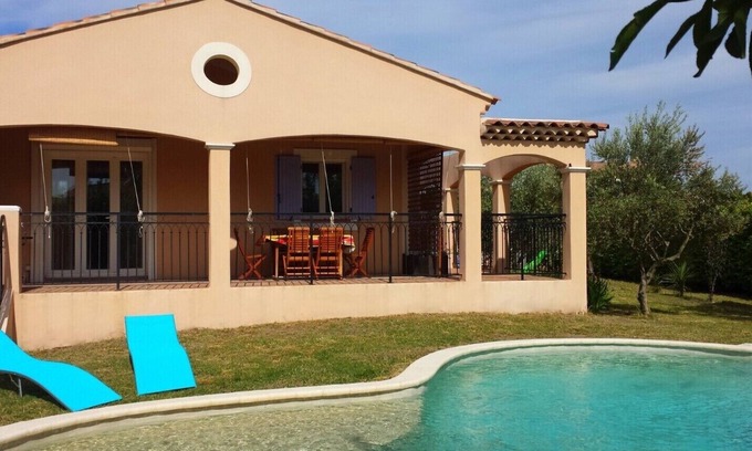 Althen-des-Paluds Villa | Villa con piscina privada, tranquila y sin vecinos cerca de Aviñón
