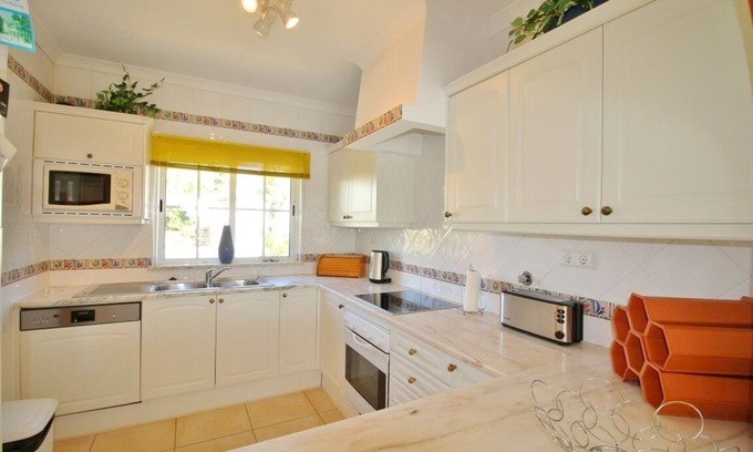 Budens Villa | Villa con piscina privada climatizada en campo de golf