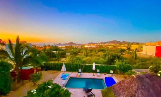 Colonia El Progreso Casa | Villa with Private Pool - 5 minutes to downtown Cabo San Lucas
