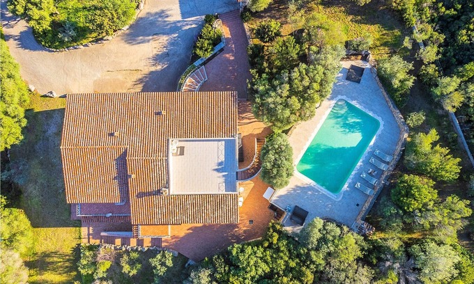 Arzachena Villa | VILLA CON PISCINA PRIVADA EN EL CAMPO
