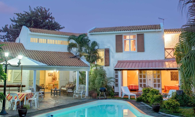 Blue Bay Villa | Villa con piscina y jardín a 80 metros de la playa y del Parque Marino