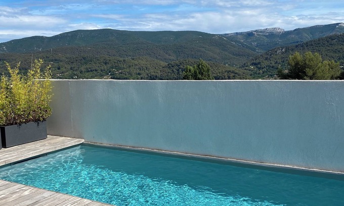 Auriol Casa | 🌿 Villa with swimming pool and panoramic view Auriol Near Cassis, Marseille and Aix