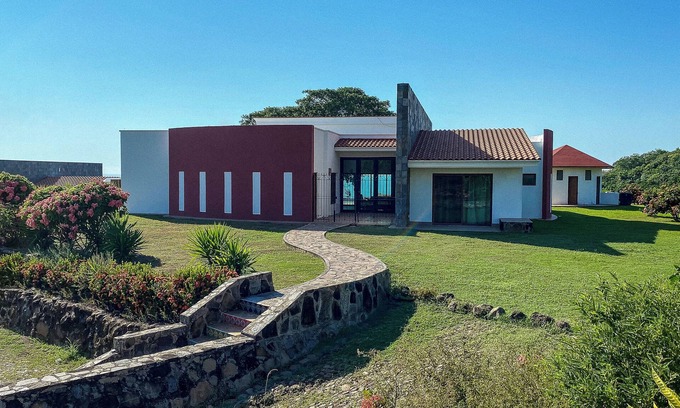 Santa Cruz Villa | Villa con vista maravillosa al mar y alberca privada, ideal para toda la familia