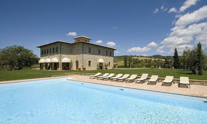Corbara Villa | Villa Zenobia, fully refundable with voucher*: An elegant two-story villa surrounded by vineyards and olive groves, with Free WI-FI.