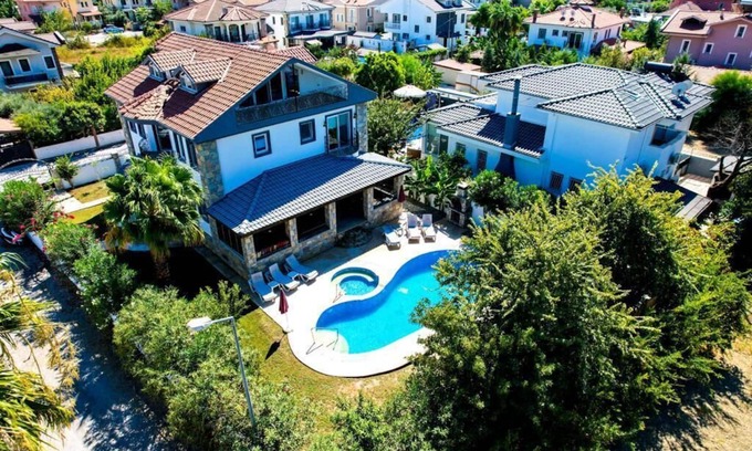 Dalyan City Center Villa | Villa Zuhal Dalyan 5 bedrooms