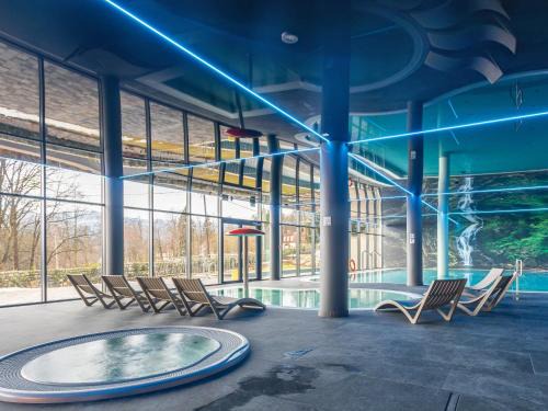 Szklarska Poreba Apartamento | Villa6 Szklarska Poręba- budynek główny hotelu -widok na góry-duże tarasy