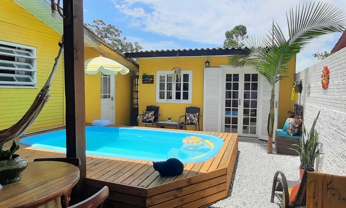Muquem Casa | Villacasamarela mini casinhas de hospedes Rio vermelho