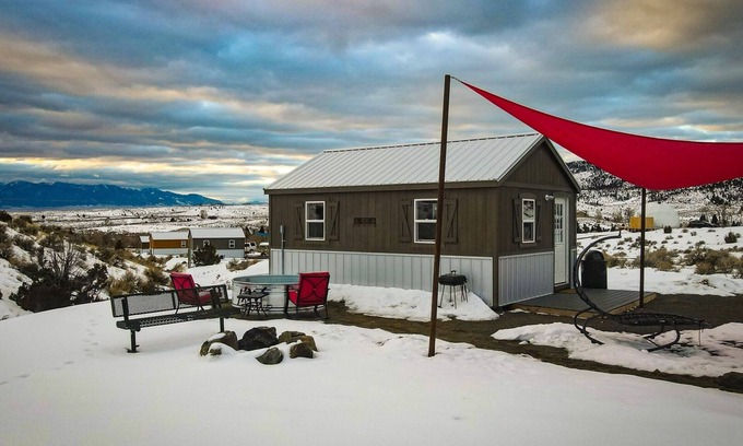 Butte Casa | village cabin number 5 sleeps 4