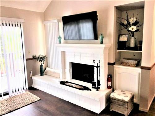 Lake Arrowhead Apartamento | Village Condo condo