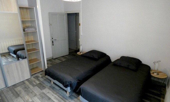 Baix Casa | Village gîte furnished house