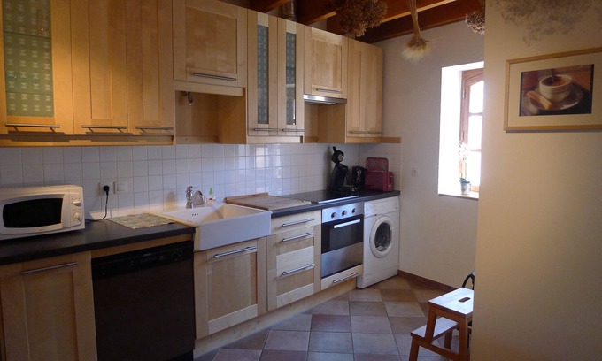 Baziege Apartamento | village house