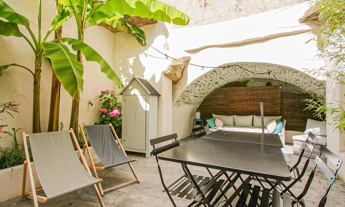 Grignan Chalet De Esquí | La Maison Rose, in het hart van Grignan, Prive terras