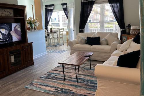 Villages of Five Points Apartamento | Village of Five Points - 17059 S Brandt St Unit 3108