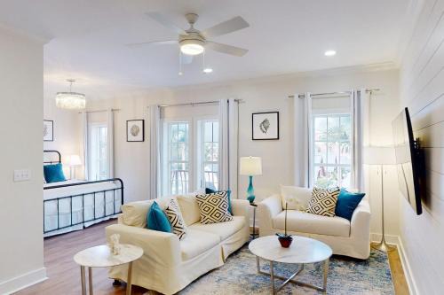 Seacrest Beach Hotel | Village of South Walton EB210