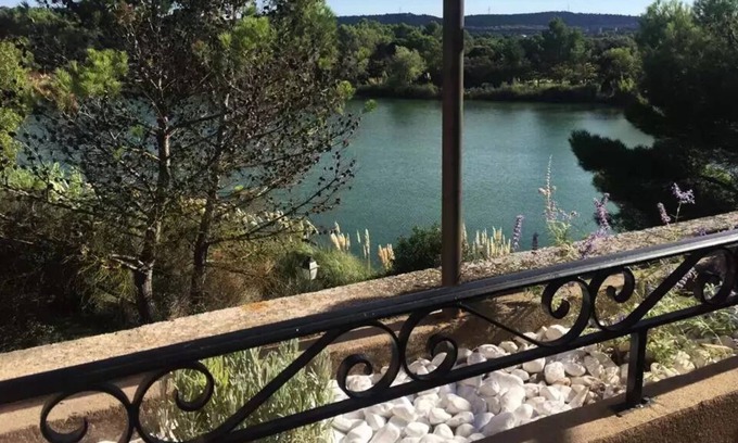 Pont Royal Apartamento | Vrbo Property