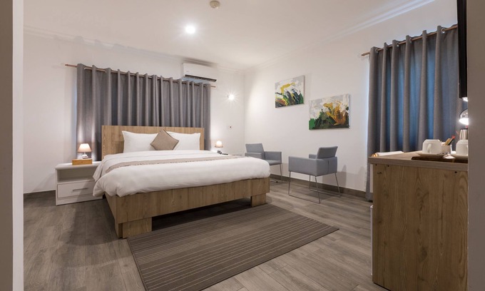 East Legon Hotel | Villandro Residence