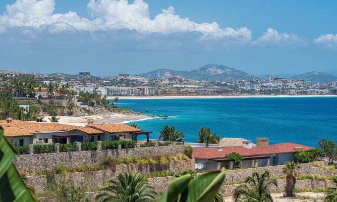 San Jose del Cabo Villa | VILLAS DEL MAR OCEAN SIDE VILLA 4 BEDROOM WITH PRIVATE POOL AND JACUZZI