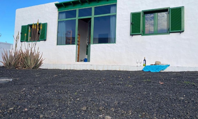 El Golfo Casa | Villas Yaiza. El Golfo
