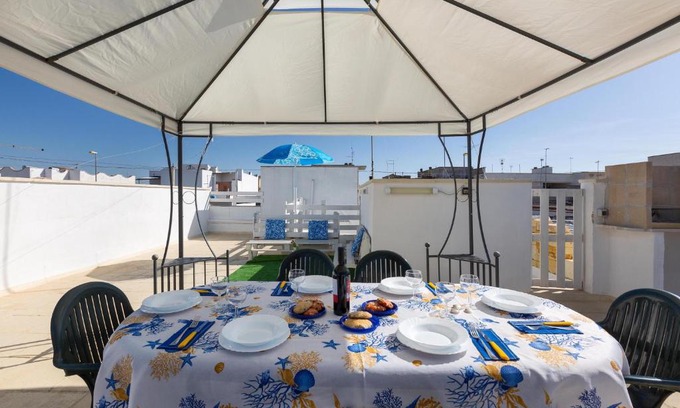 Torre Lapillo Casa | Villetta Annarosa by BarbarHouse