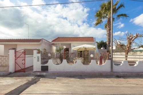 Torre Lapillo Casa | Villetta Lorena by BarbarHouse