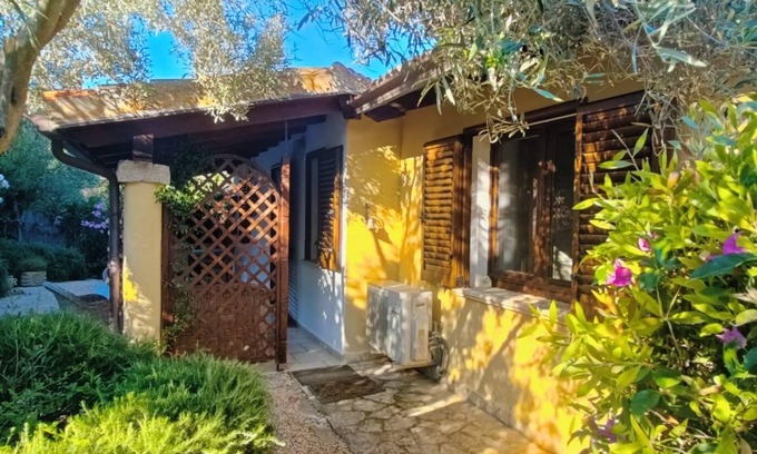 Domus de Maria Casa | Villetta Rosmarino 1700 meters from the wonderful beaches of Chia