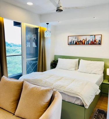 Viman Nagar Apartamento | Viman Vista The luxury studio near Pune airport