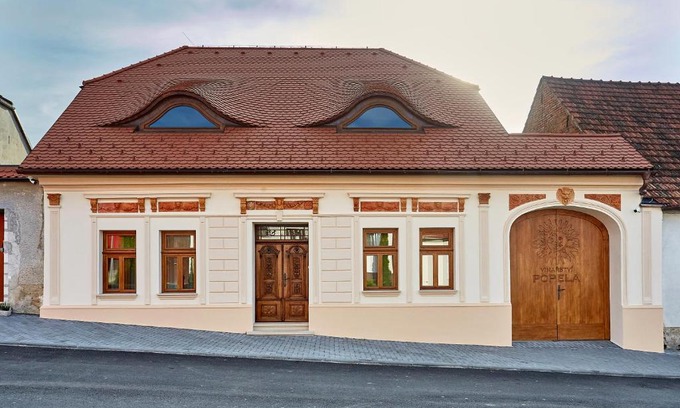 Perna Casa | Vinařský dům, Vinařství Popela Perná