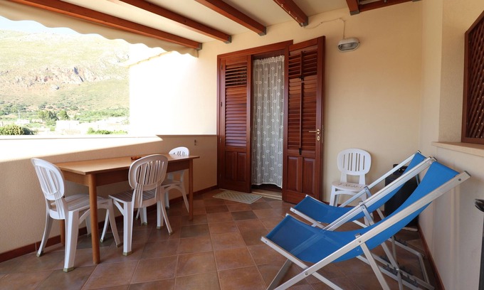 Castelluzzo Apartamento | Apartment in Castelluzzo between Monte Cofano and Dello Zingaro Reserves