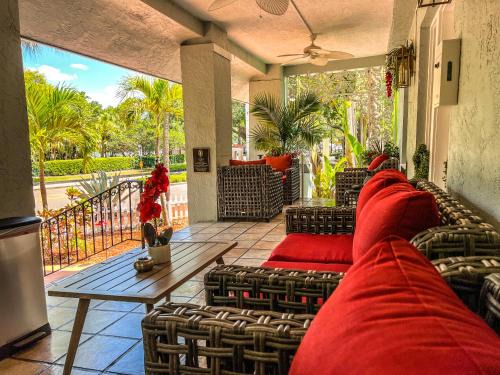 Historic Old Northeast Hotel | Vinoy House