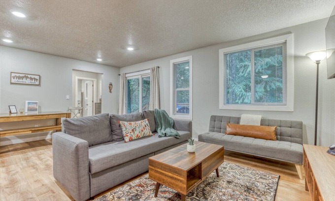 Mount Hood Village Condominio | Vintage Charm at Mt Air Base of Hood - Unit 4