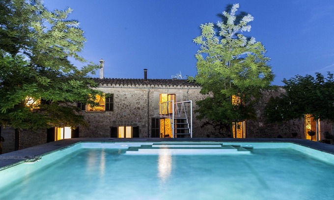 Sencelles Casa | Casa de campo 'Vintage' con encanto, 2-8 personas, centro de la isla, WiFi, piscina, barbacoa