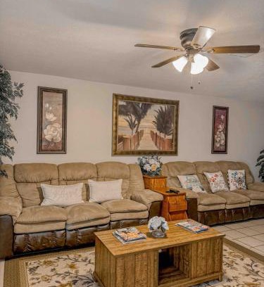 Lufkin Casa | Vintage Family House