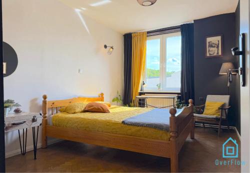 Wrzeszcz Casa | Vinyl Room - Charming Place, 15 Minutes to Gdańsk Old Town & Seaside