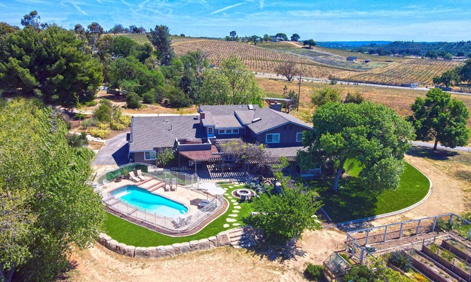 Paso Robles Otro | Impresionante villa de viñedos