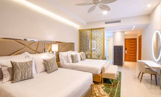 Palmilla Complejo | VIP Member Access 💎Ocean-View🏝️667ft²🌊Private Balcony w/ Furniture & Hammock