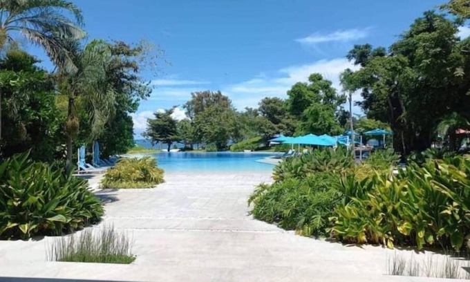 Maribago Apartamento | VIP Premium Suites 2 Bedroom with 3 Beds in Tambuli Seaside Resort and Spa