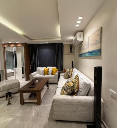 Amman Apartamento | vip studio with prv jacuzzi 309