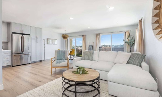 Pismo Beach Casa | Vista del Mar- Luxe beach home w Panoramic Views