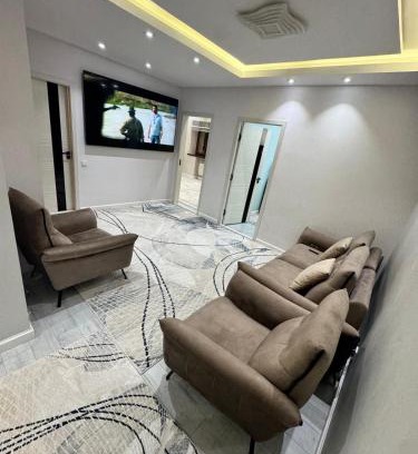Dushanbe Apartamento | Vista Dushanbe urban Comfort 3 Bedrooms and Lounge Space