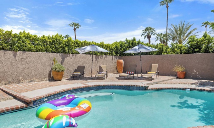 Palm Springs Casa | Vista El Quetzal-A charming and updated 3-bedroom, 2-bath Spanish Hacienda situa