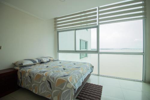 Las Penas Apartamento | Vista frente al rio, exclusivo con piscina