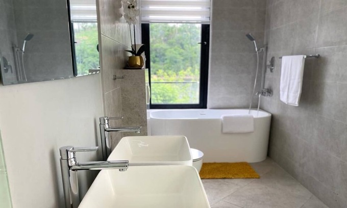 Akosombo Cama Y Desayuno | Vista Lakeside Residences