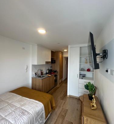 Lince Apartamento | Vista Skyline en Piso 13 - Entre Lince y San Isidro