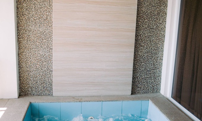 Orani Hotel | Vista Tala Resort & Recreational Park